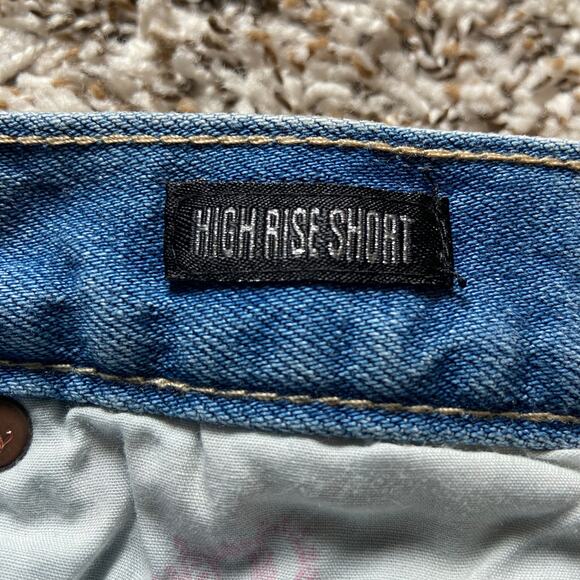 Juicy Couture High Rise Short Women's 26 Medium Wash Denim Distressed Frayed Hem - Picture 5 of 10